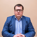 Декан факультету Віталій Васильович Дячек
